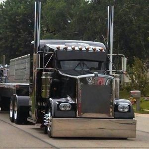 Meet your Posher, Ivan